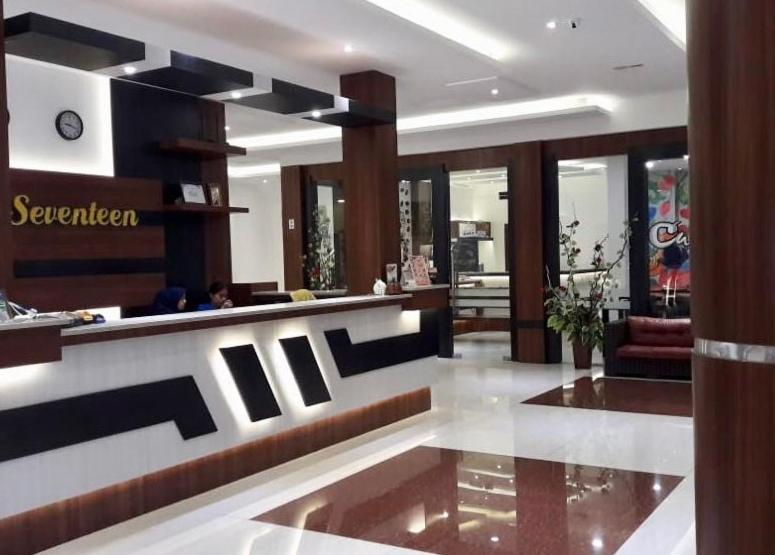 Seventeen Hotel Банда Ачех Екстериор снимка
